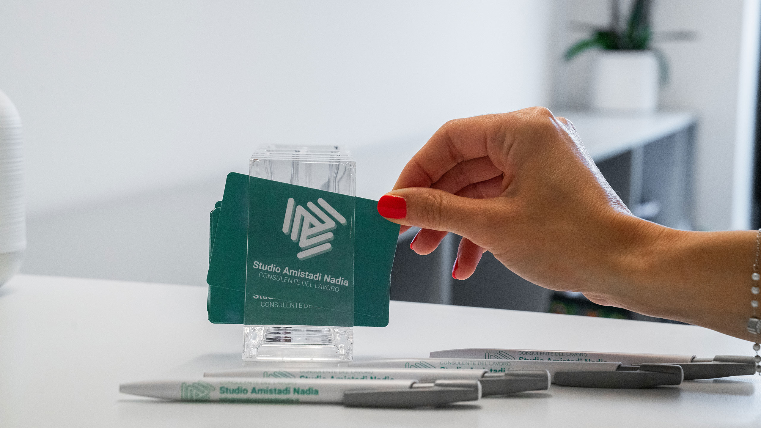 Studio Amistadi Nadia - Consulente del Lavoro ad Arco, Trento -  Team altamente qualificato e costantemente aggiornato, sempre disponibile.